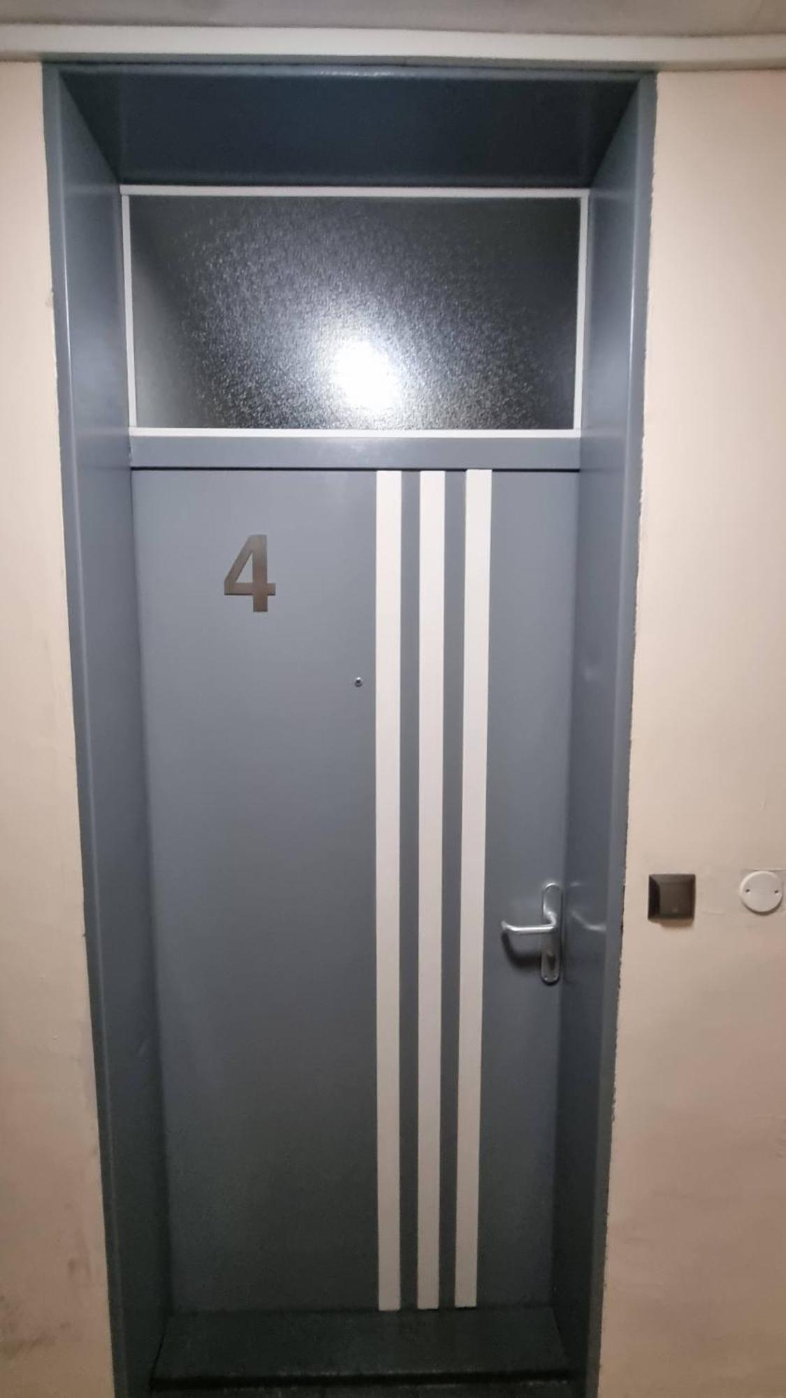Studio Apartman 404-401 Vukovar Bagian luar foto