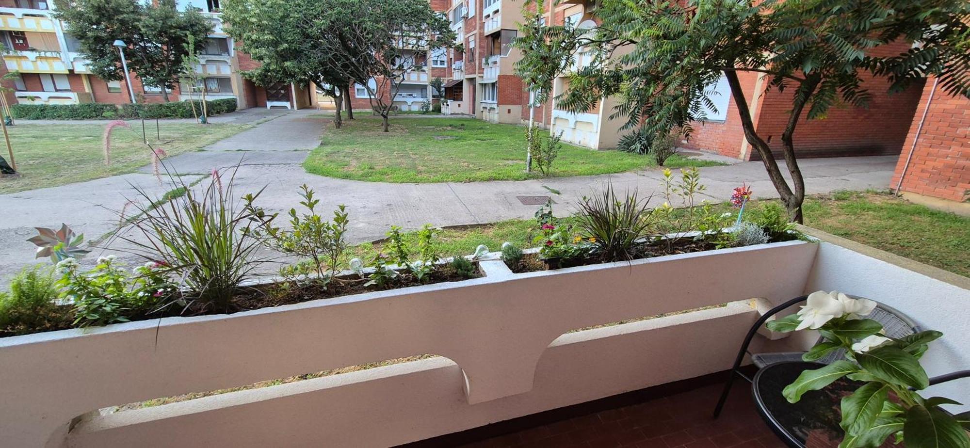 Studio Apartman 404-401 Vukovar Bagian luar foto